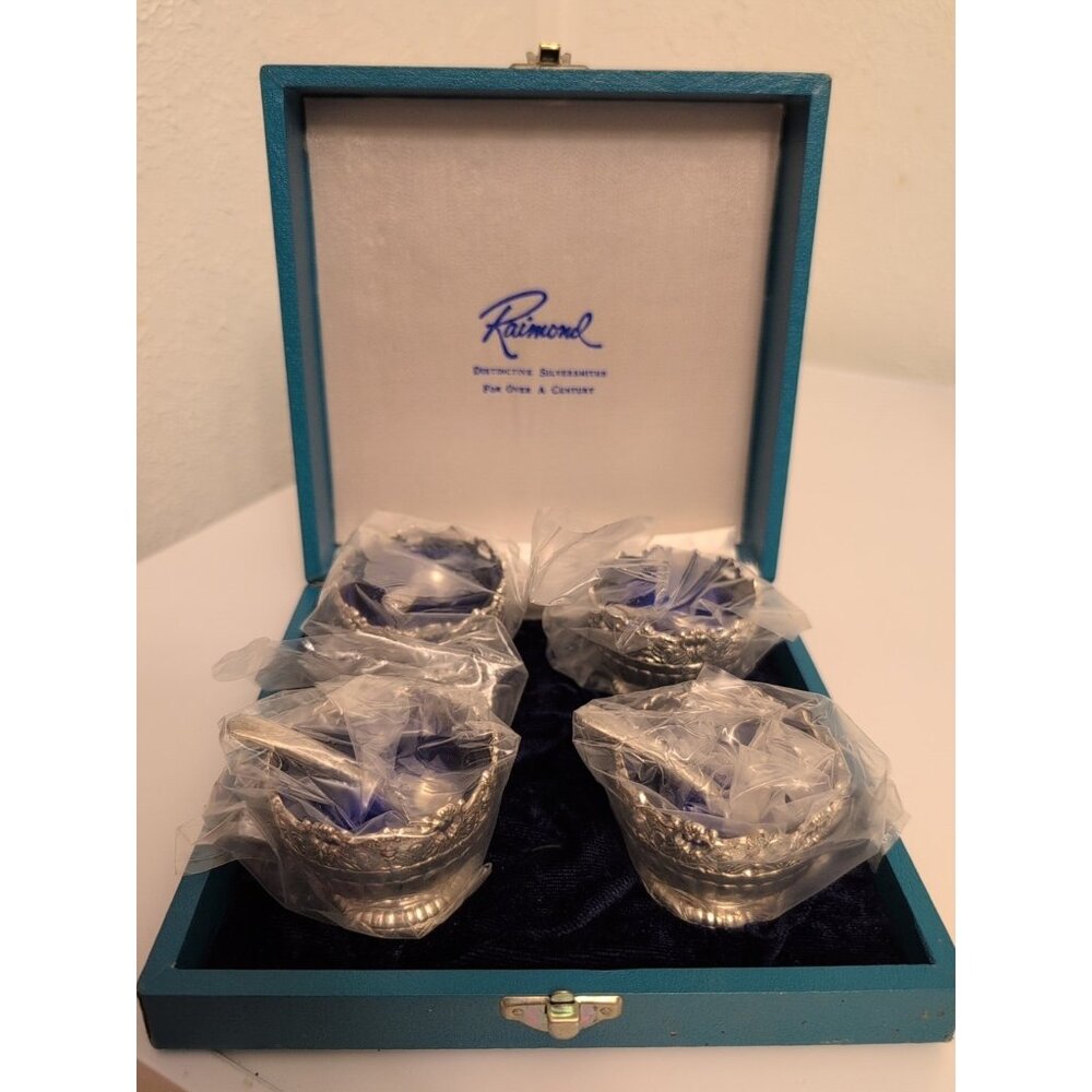 Set of 4 Vintage Raimond Silver Plate Salt Dishes Cobalt Cobalt Blue Glass Cella